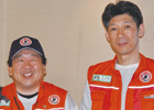 全日本ノルディック・ウォーク連盟公認インストラクターの高田茂コーチ（左）城越由彦コーチ（右）